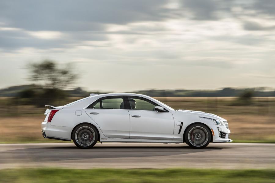  Cadillac CTS-V HPE1000 Pedestal Edition by Hennessey 2018 года  (фото 9 из 17)